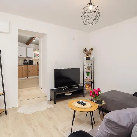 Apartment Stone Pearl